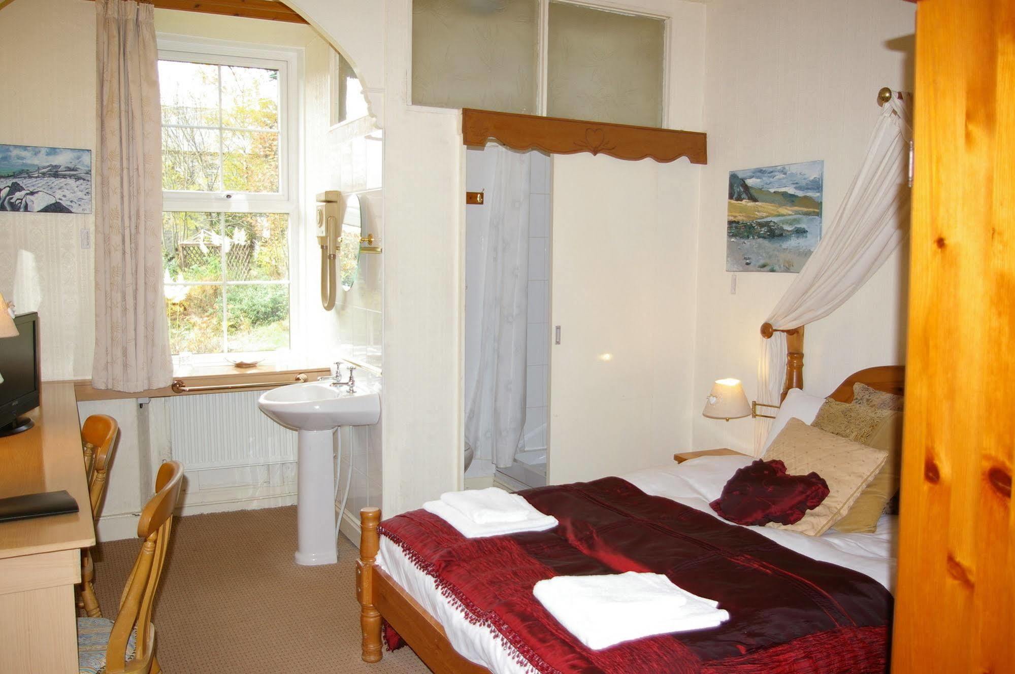 Elen'S Castle Hotel Dolwyddelan Dış mekan fotoğraf